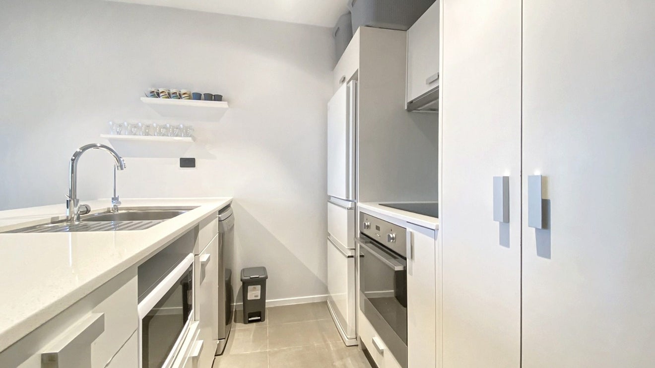 7J/16 Chapman Street, Grey Lynn, Auckland - Carousel 2