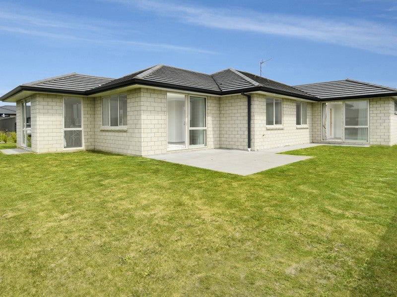 6 Shea Lane, Pyes Pa, Tauranga - Carousel 1