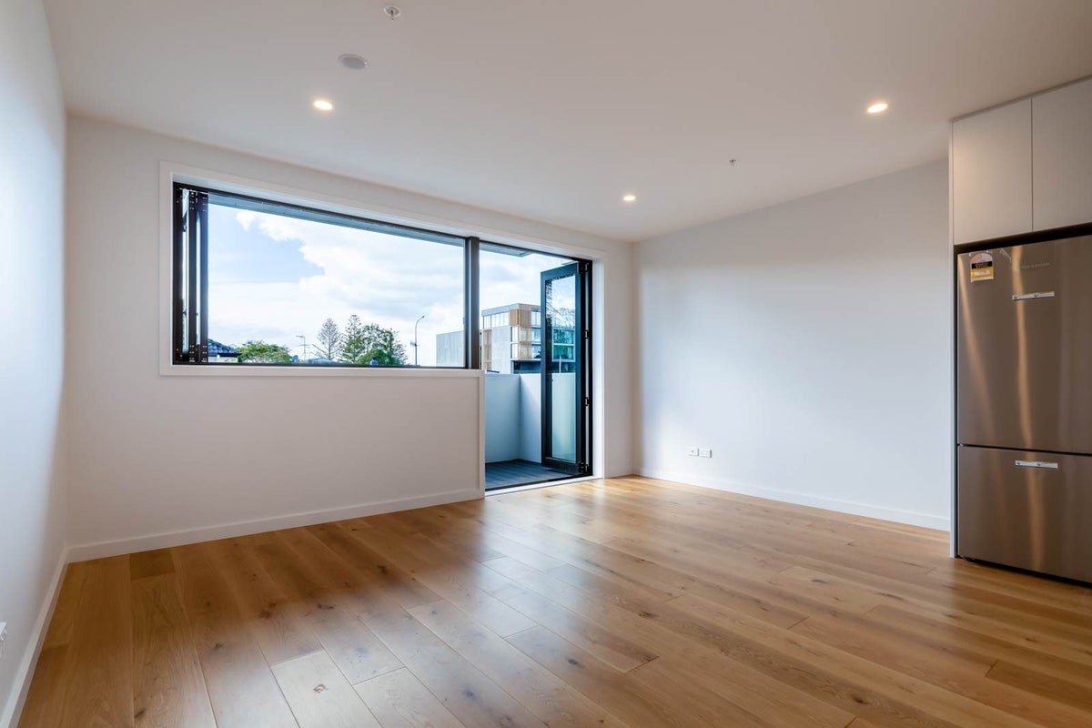 208/243 Kepa Road, Mission Bay, Auckland - Carousel 2