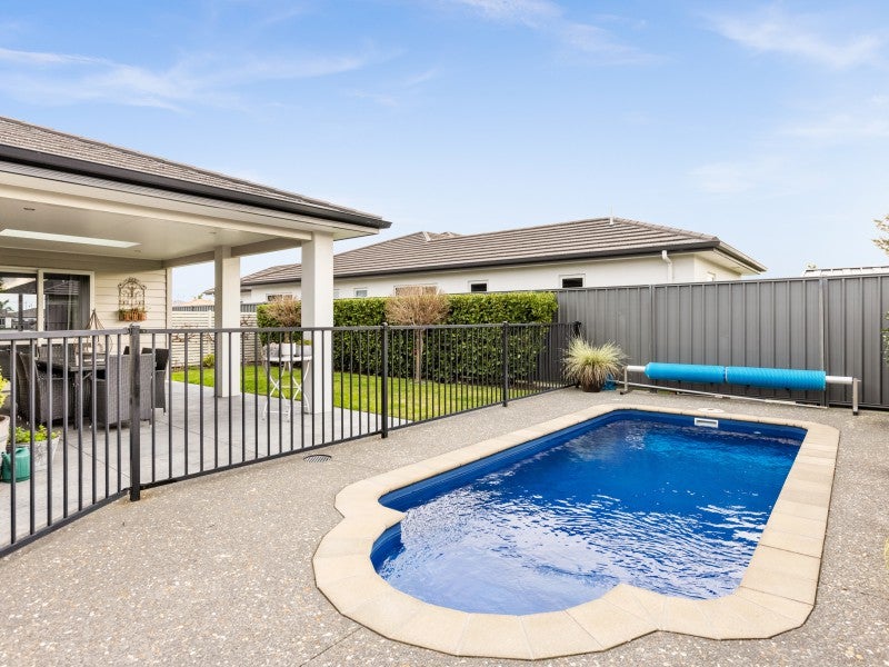 52 Kapiti Drive, Poraiti, Napier - Carousel 21