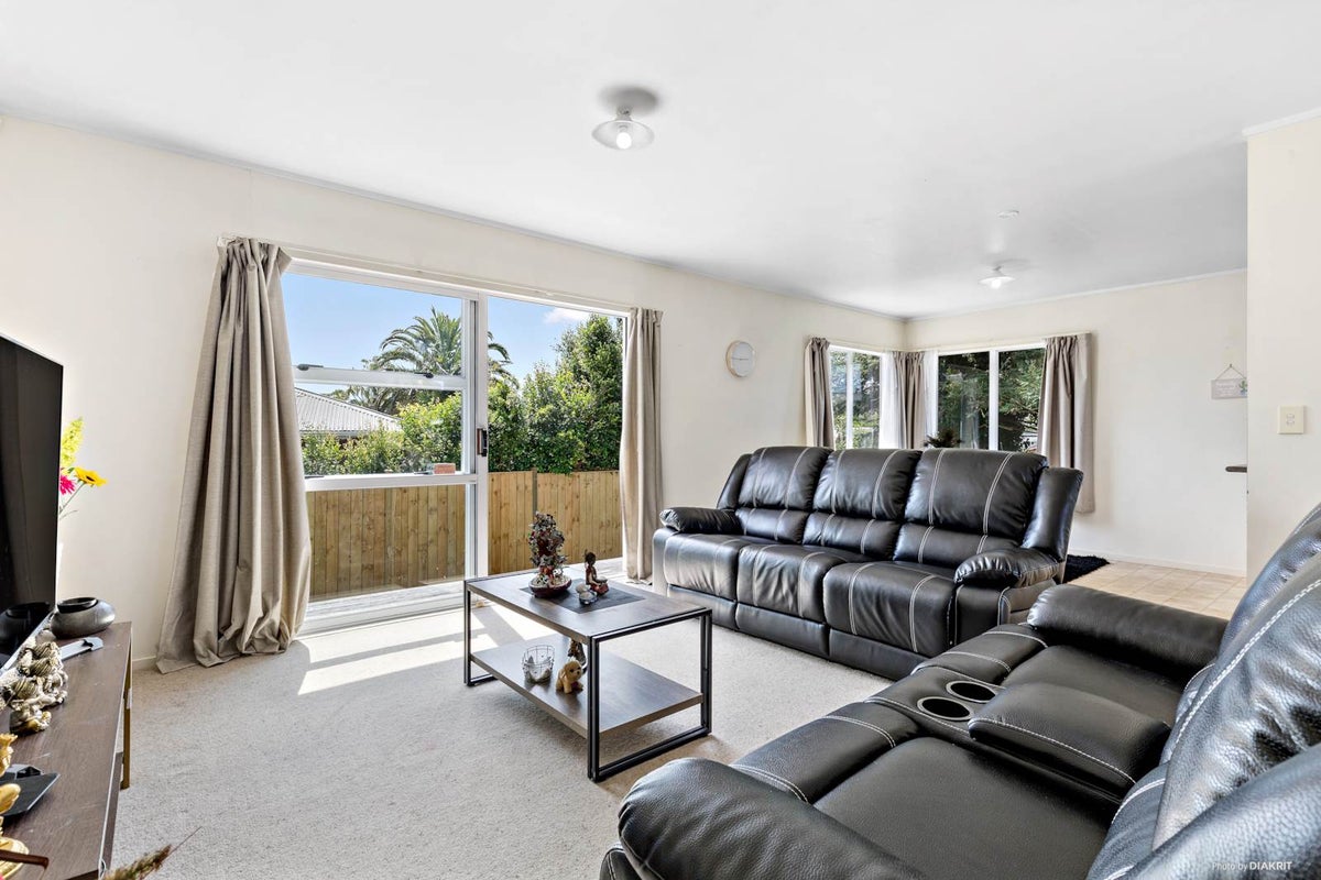 103A Metcalfe Road, Ranui, Auckland - Carousel 2