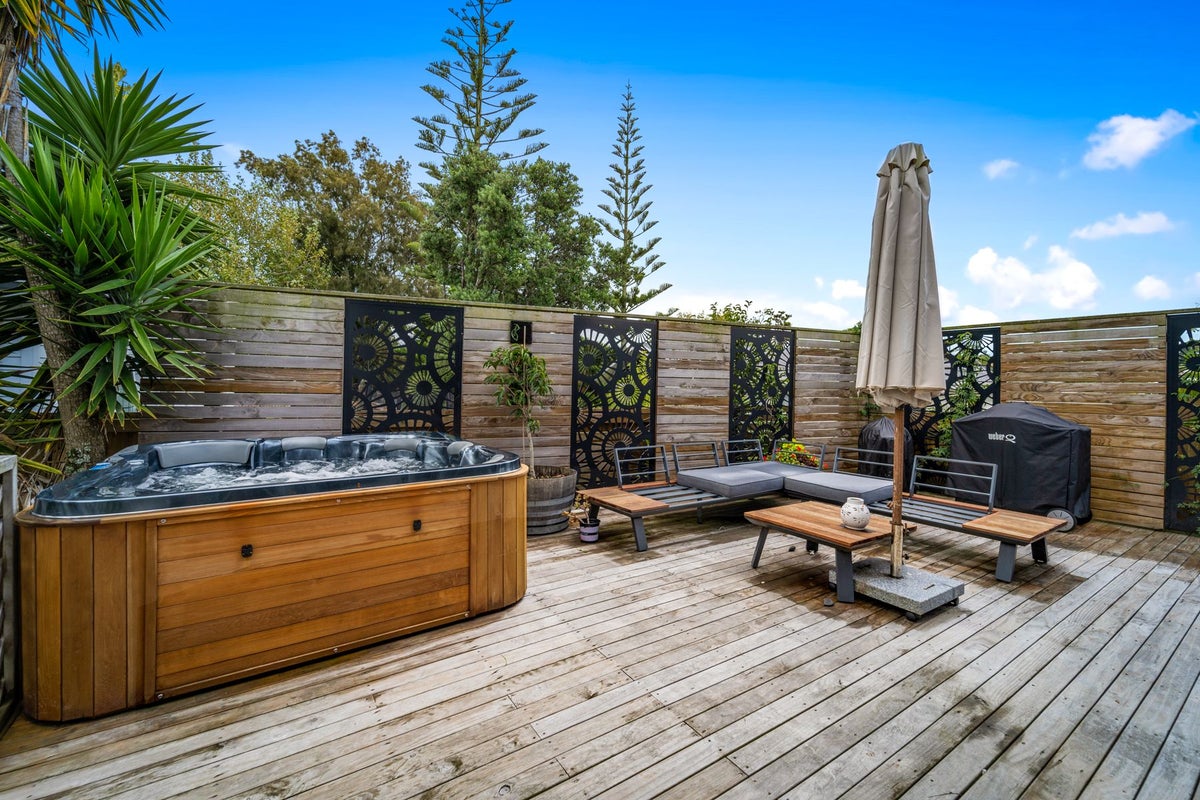 6B Dobell Road, Stanmore Bay, Whangaparaoa - Carousel 2