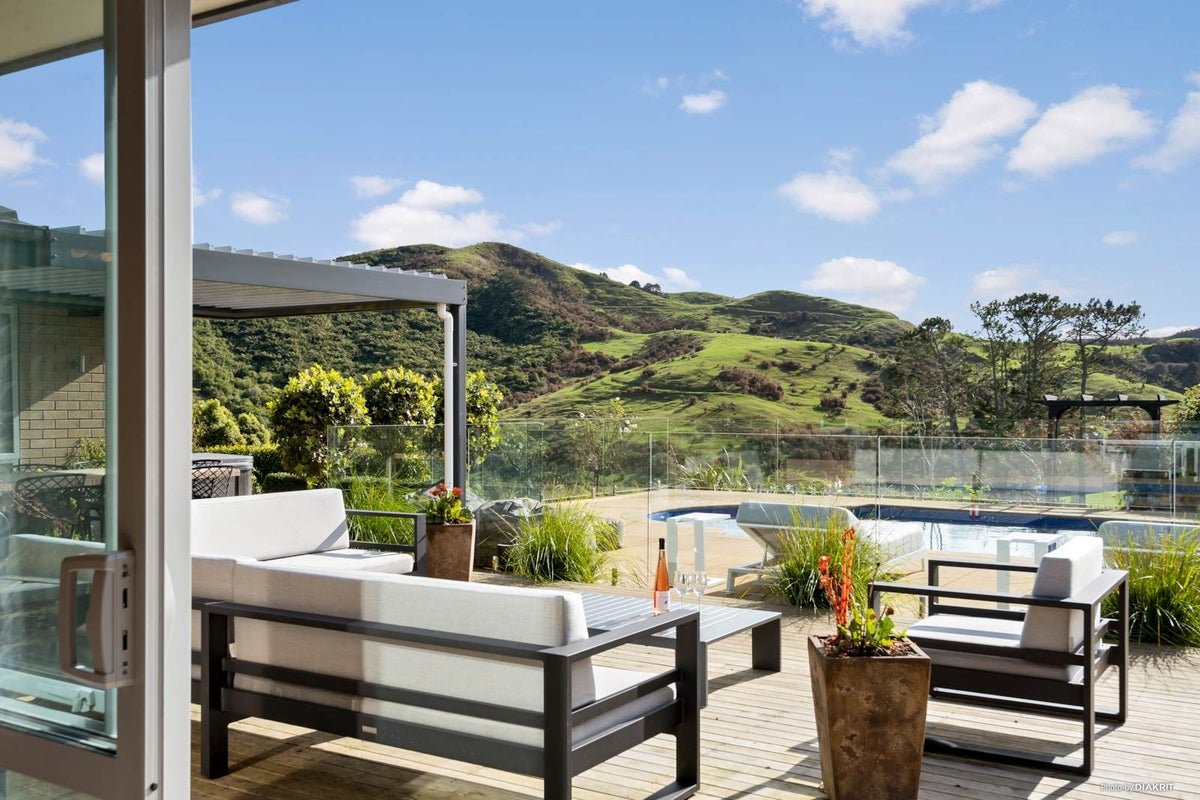 233E Pinnacle Hill Road, Bombay - Carousel 1
