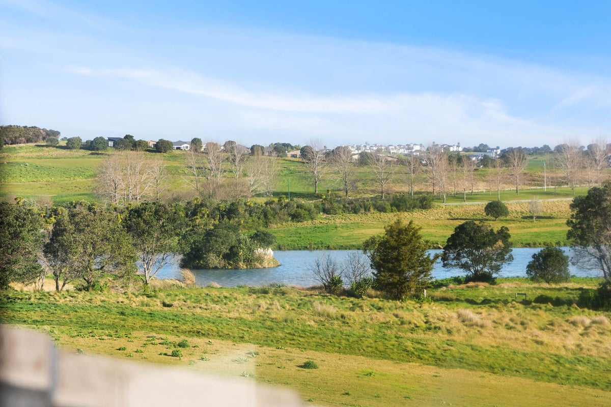 24 Keepers Drive, Gulf Harbour, Whangaparaoa - Carousel 2