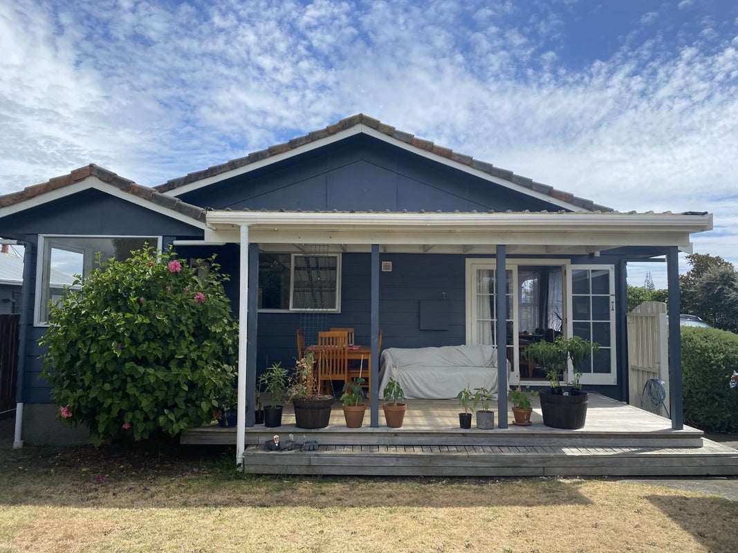 22 Simcox Street, Otaki Beach, Otaki - Carousel 1