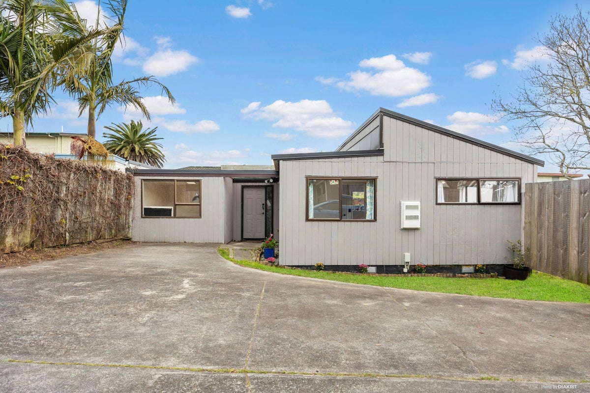 2/54 College Road, Northcote, Auckland - Carousel 1