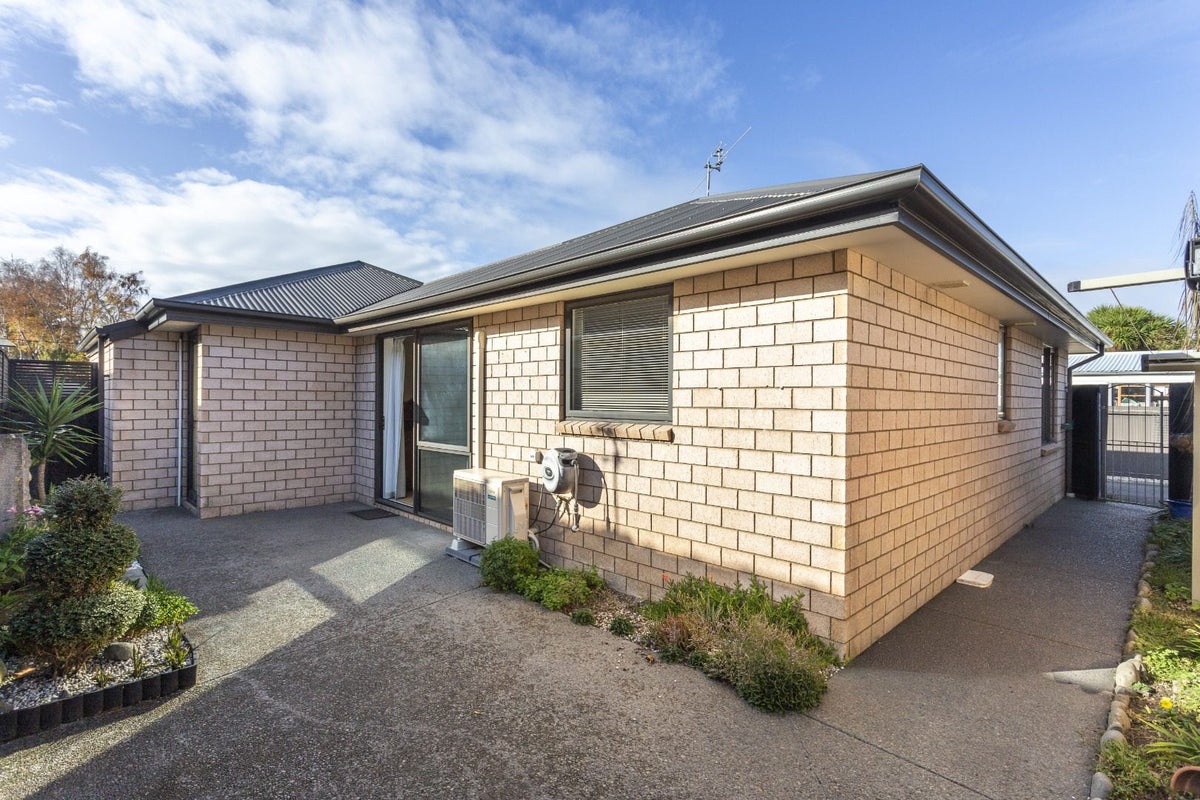 3/191 Gayhurst Road, Dallington, Christchurch - Carousel 12