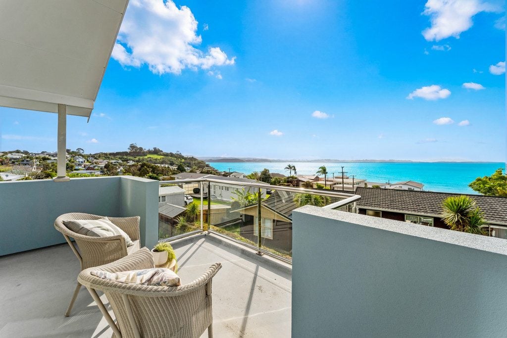 17 Deerness Crescent, Algies Bay, Rodney, Auckland - Carousel 2