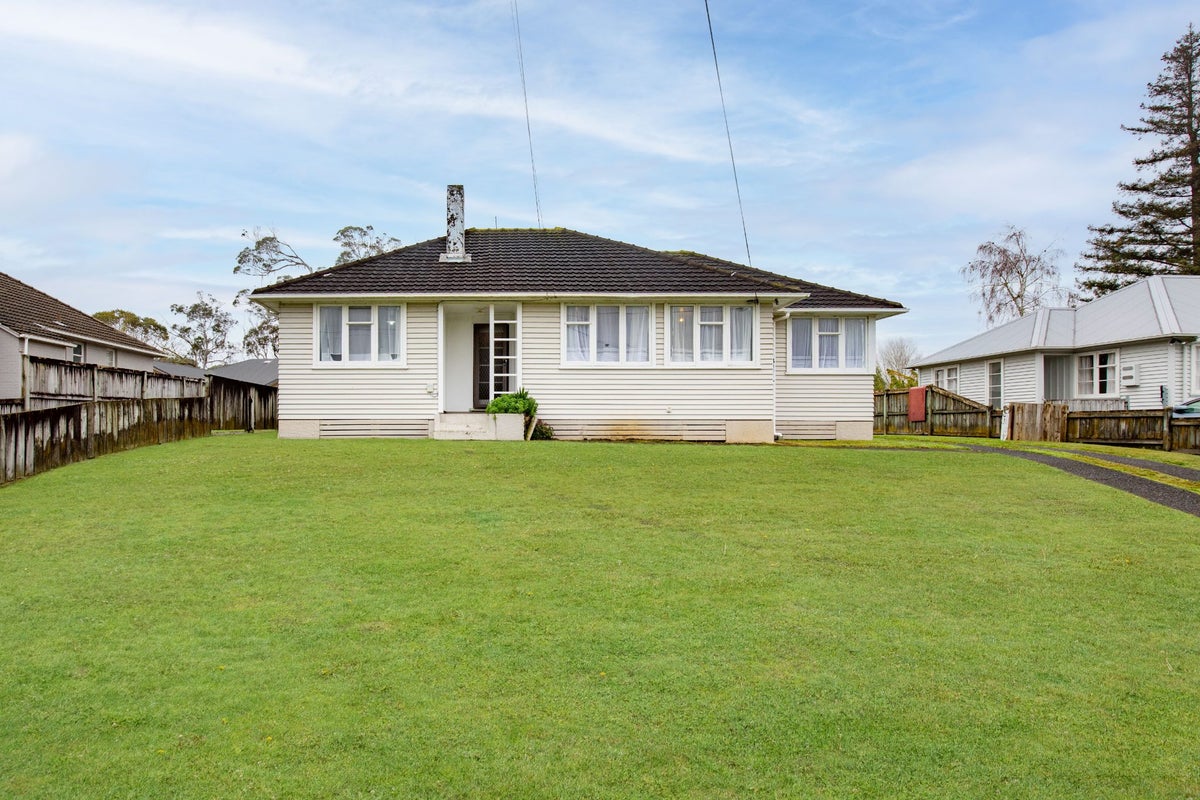 16 Churchill Avenue, Maeroa, Hamilton - Carousel 18
