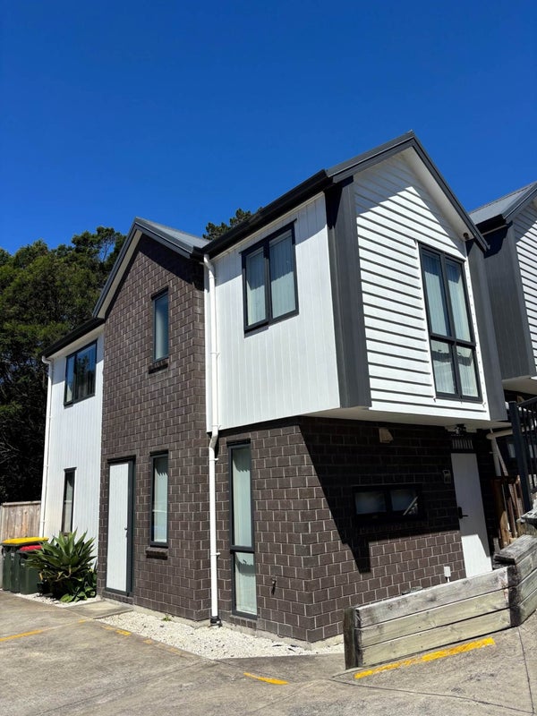 60B Seymour Road, Sunnyvale, Auckland - Carousel 1
