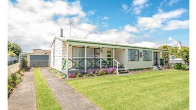 68 Thatcher Street, Castlecliff, Whanganui - Carousel 1