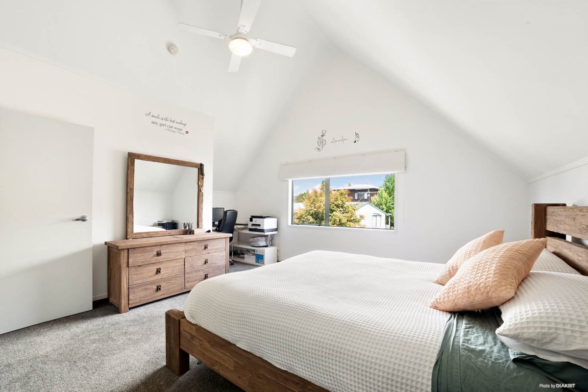1/126 Brian Crescent, Stanmore Bay, Whangaparaoa - Carousel 2