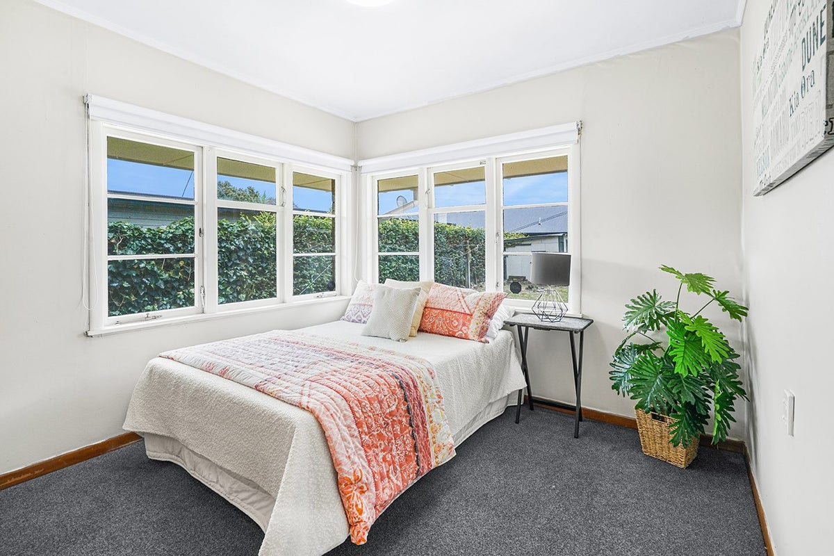 25 Fifth Avenue, Enderley, Hamilton - Carousel 2
