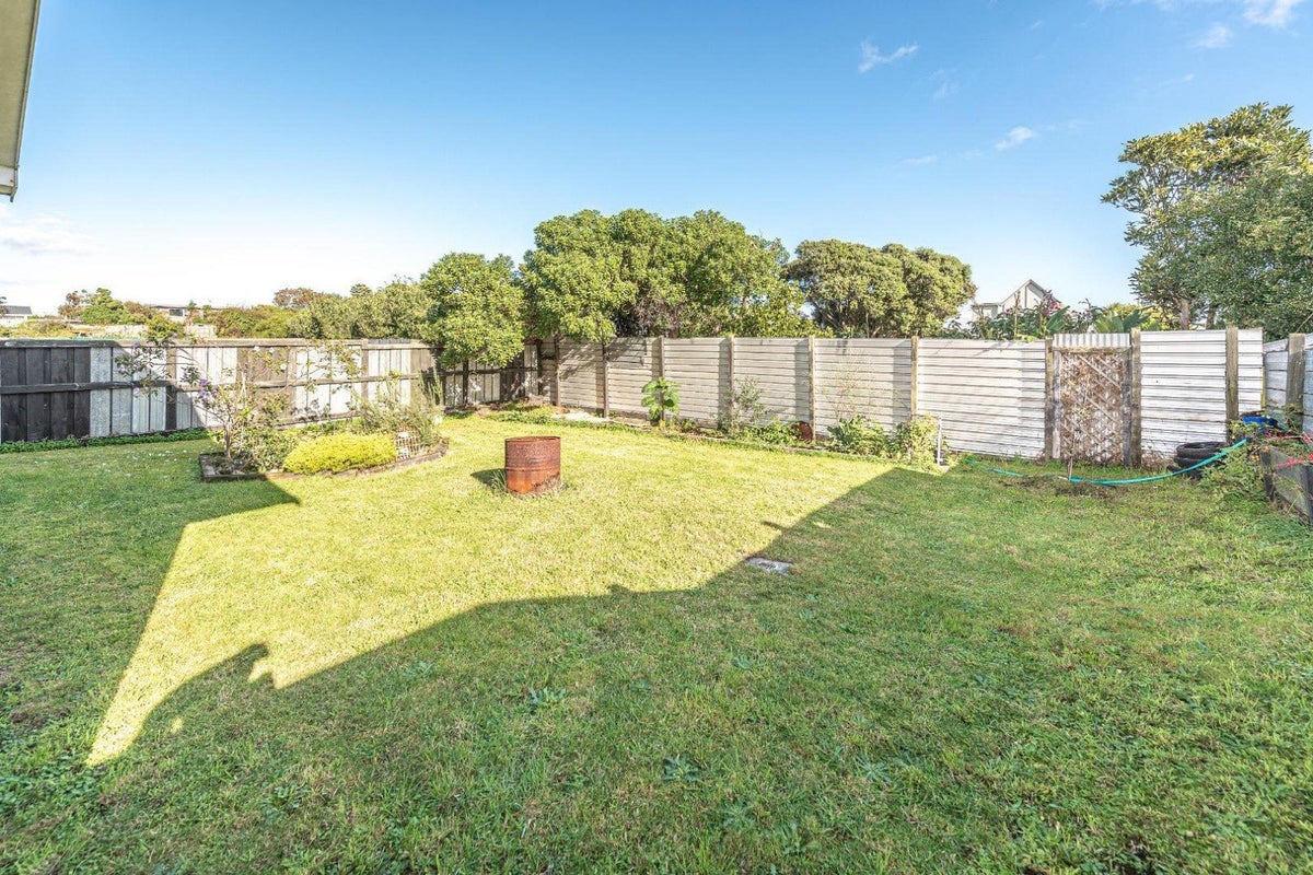 93 Matai Street, Castlecliff, Whanganui - Carousel 12