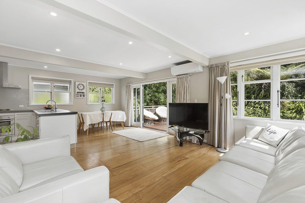 20 Kenya Street, Ngaio, Wellington - Carousel 1