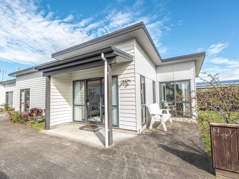 60 Duncan Street, Whanganui East, Whanganui - Carousel 1