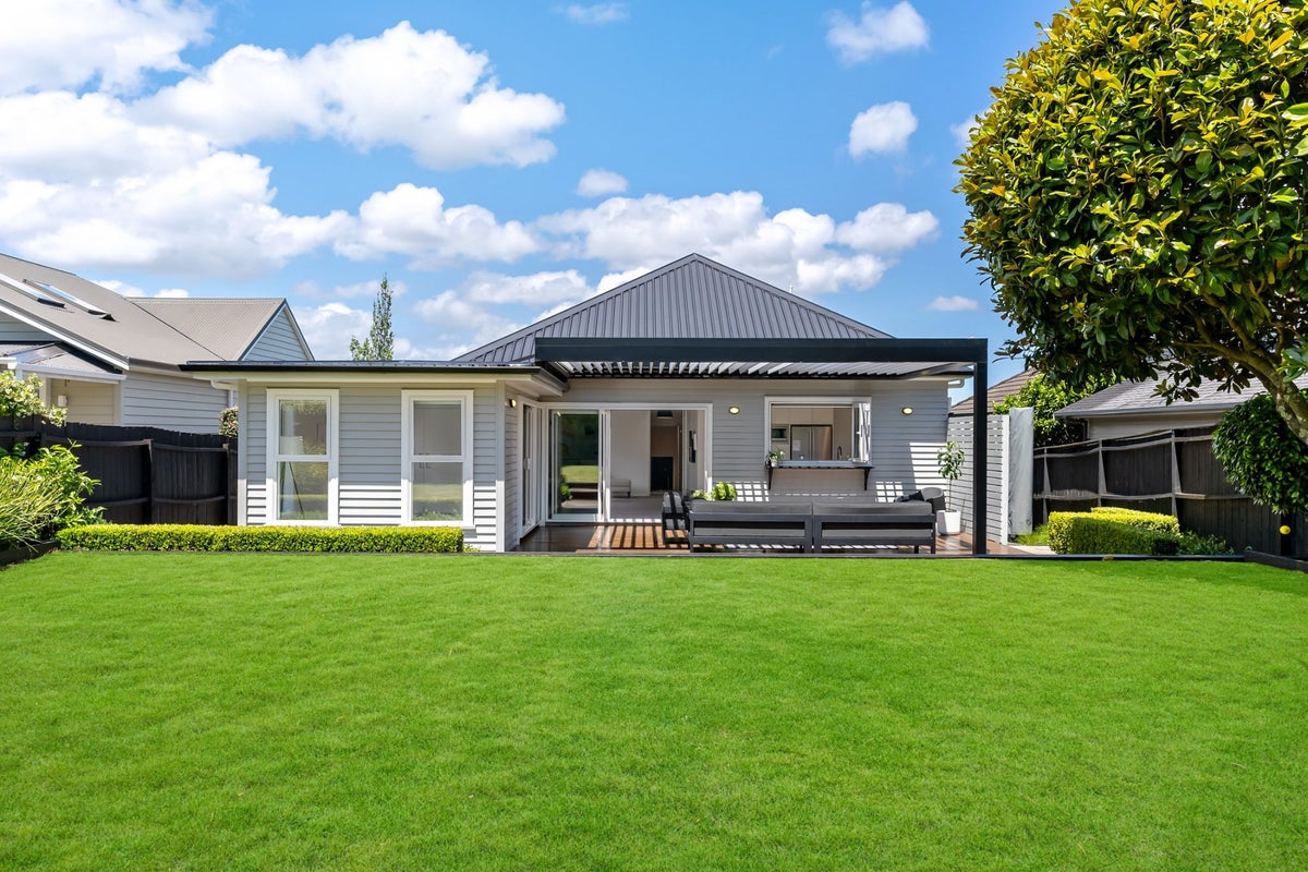 23 Brookfield Avenue, Onehunga, Auckland - Carousel 2