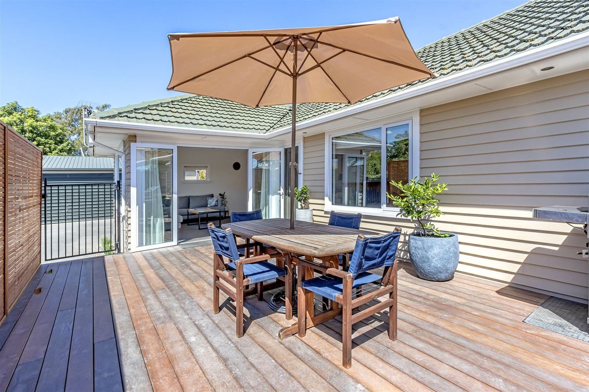 24 Flower Street, Bryndwr, Christchurch - Carousel 1