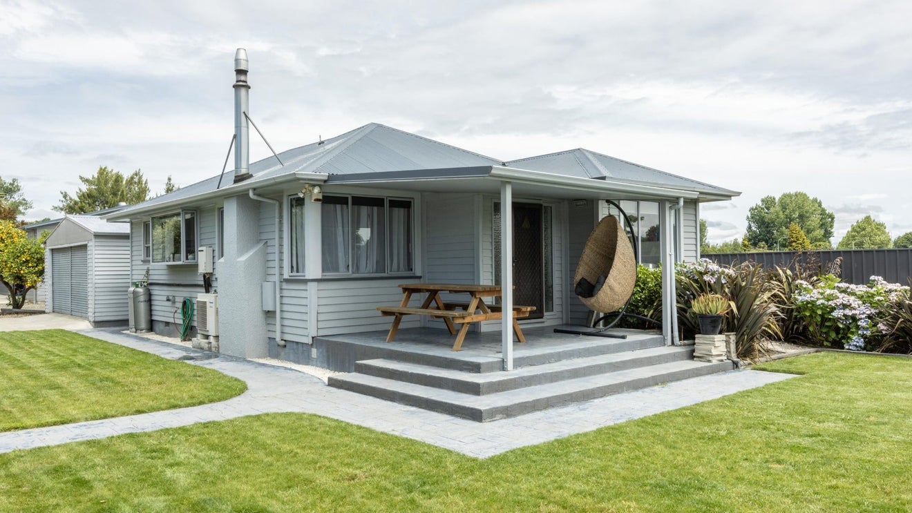9 Kauru Road, Waipatu, Hastings - Carousel 1
