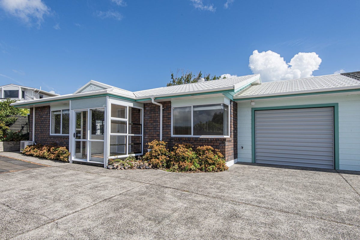 8B Lockesley Place, Onerahi, Whangarei - Carousel 1