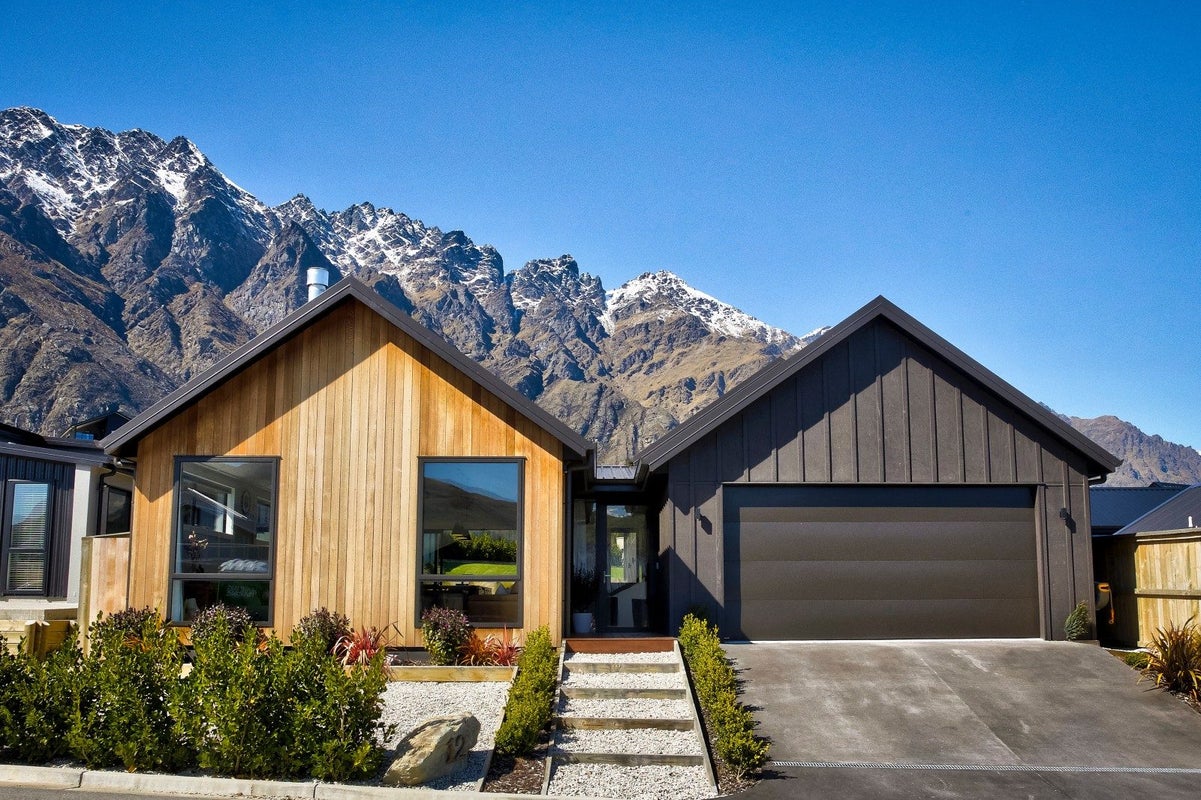 12 Coopworth Road, Jacks Point, Queenstown - Carousel 25