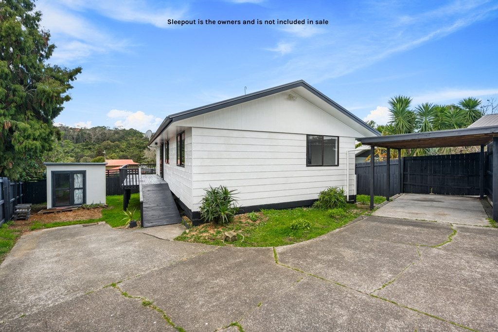 4/17 Glen Road, Ranui, Auckland - Carousel 1