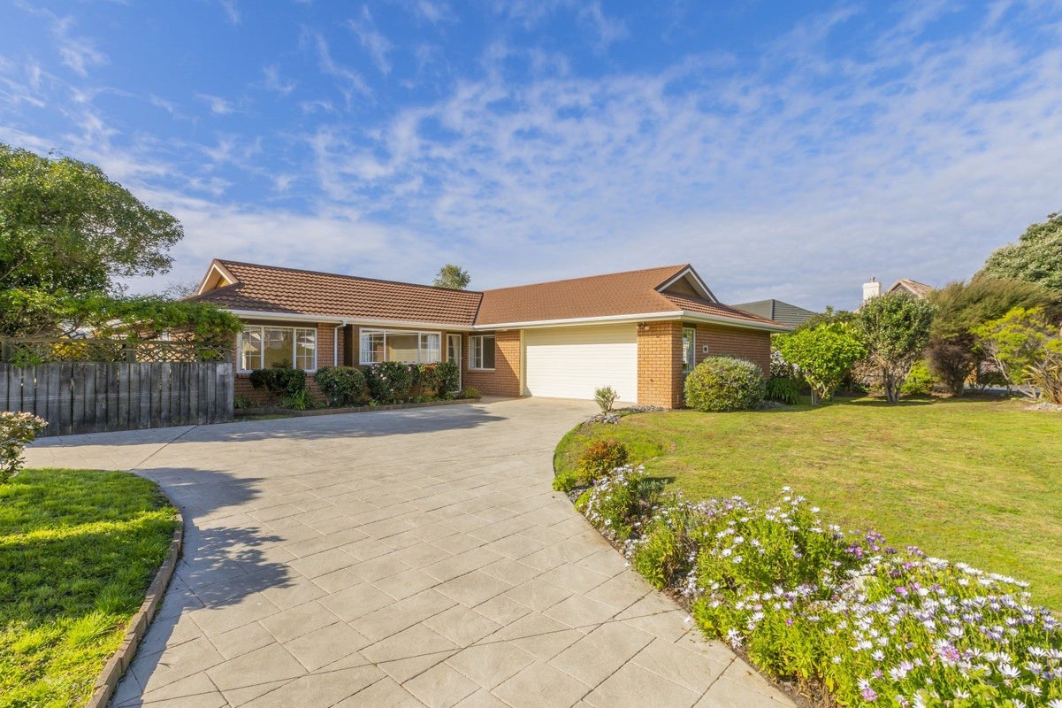 7 Kakapo Court, Paraparaumu Beach, Paraparaumu - Carousel 1