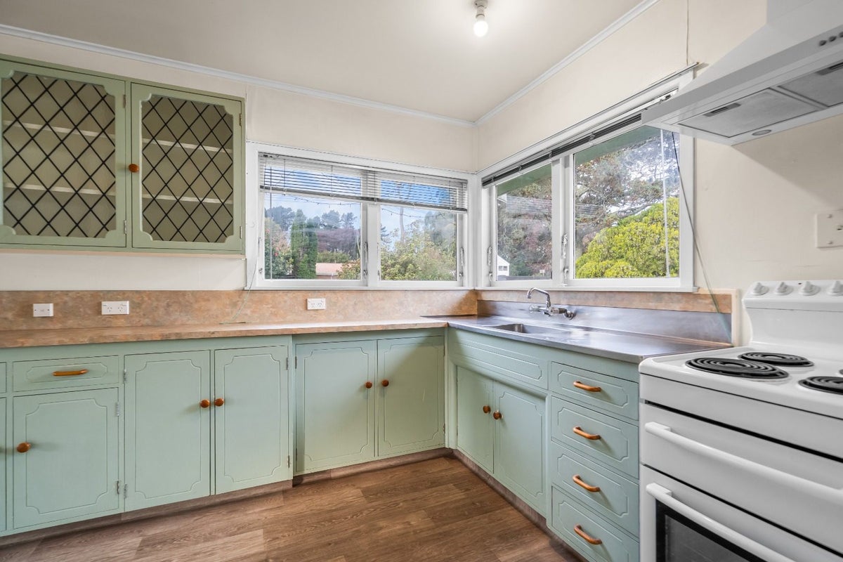 30A Anthony Crescent, Bader, Hamilton - Carousel 2