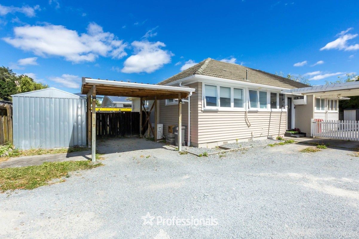 1/15A LANE Street, Wallaceville, Upper Hutt - Carousel 2