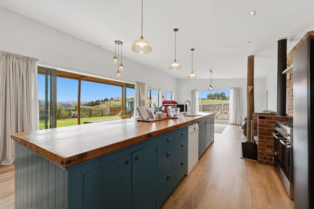 164 Akatore Road, Taieri Mouth, Clutha, Otago - Carousel 2