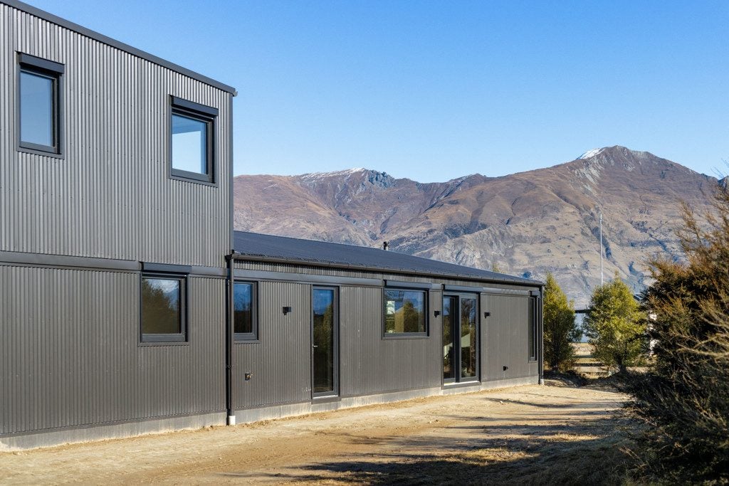 3 Bull Ridge, Wanaka - Carousel 50