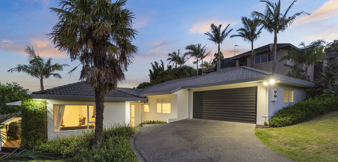 27 Fitzwilliam Drive, Torbay, Auckland - Carousel 1