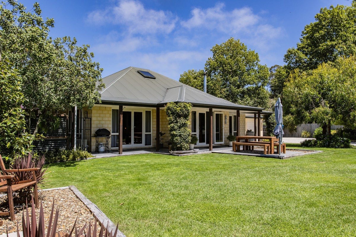 83 Old Main North Road, Leithfield, Amberley - Carousel 2