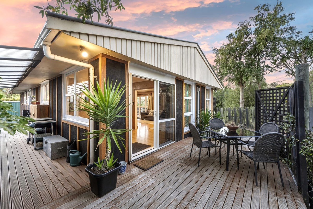 49 Patten Street, Avonside, Christchurch - Carousel 1