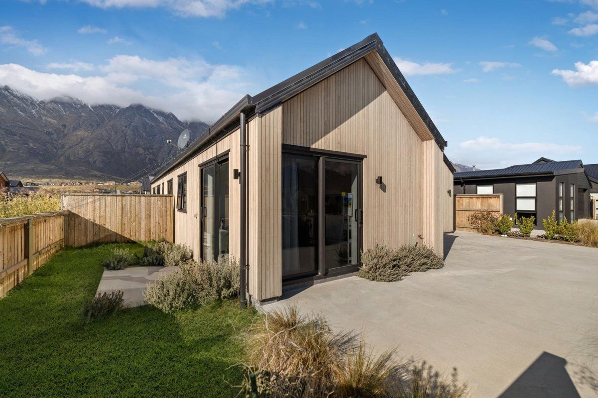 101 Muster Road, Jacks Point, Queenstown - Carousel 35