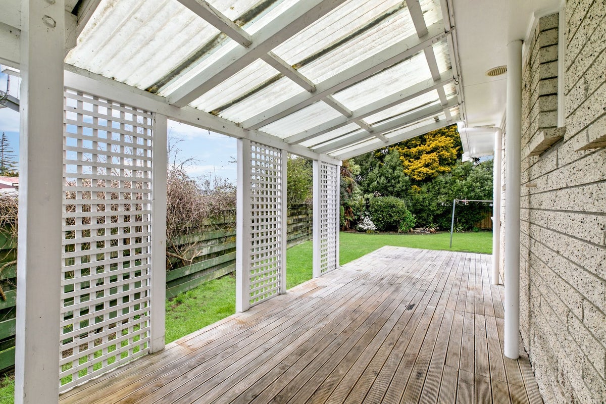 9 MacMurdo Avenue, Glenview, Hamilton - Carousel 14