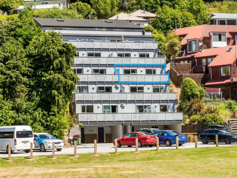 54 Fryer Street, Queenstown, Queenstown - Carousel 2