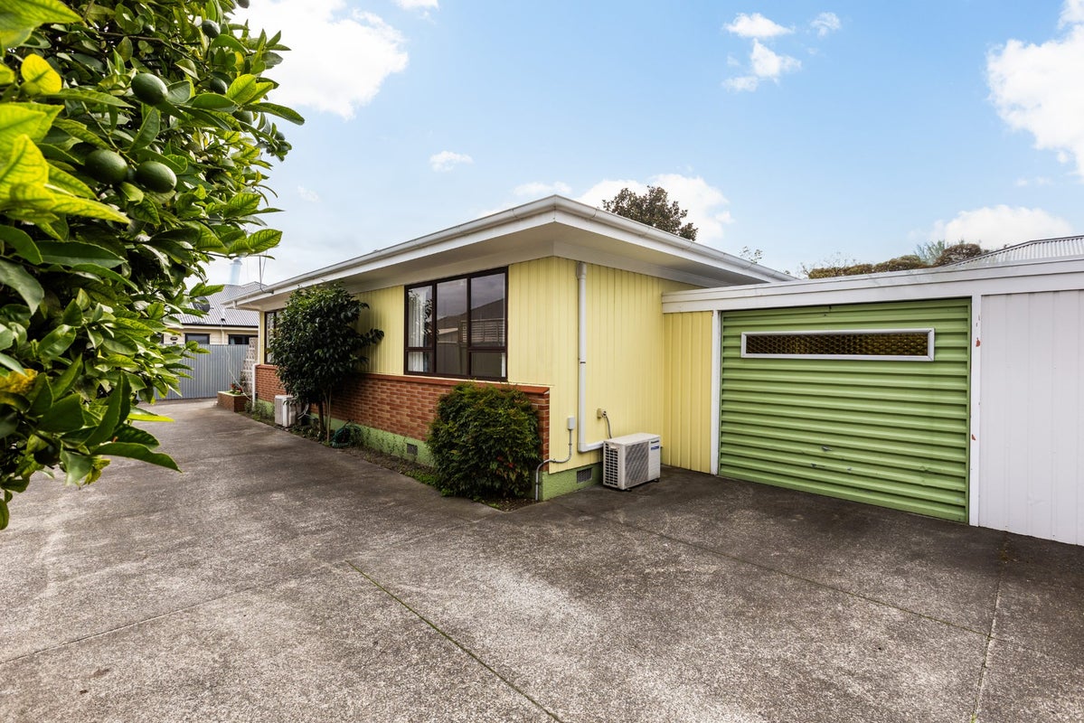 2/1 CASSINO Crescent, ONEKAWA, NAPIER - Carousel 1