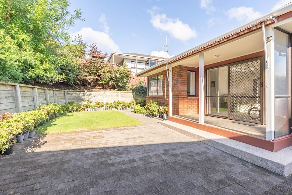 1A Winwood Way, Judea, Tauranga - Carousel 1