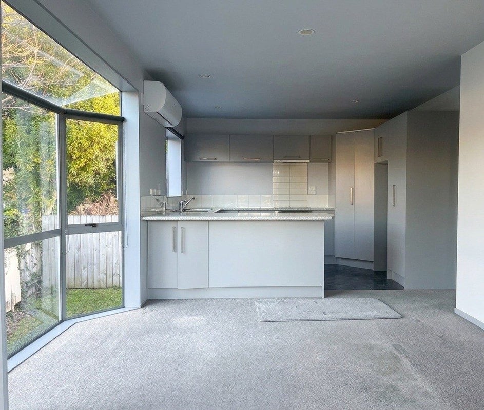 3 Osmond Court, Sunnyvale, Auckland - Carousel 2