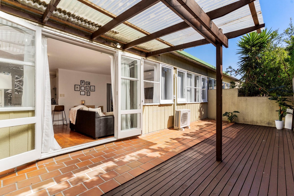 4/44 Spring Street, Onehunga, Auckland - Carousel 2