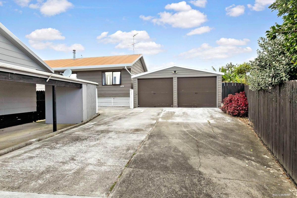 2/67 Charntay Avenue, Clover Park, Auckland - Carousel 2