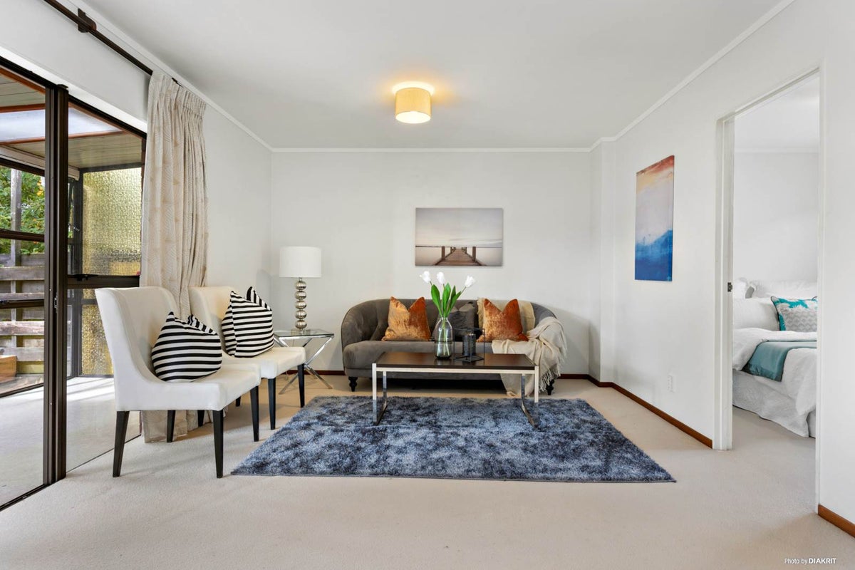 3/20 Akehurst Avenue, New Lynn, Auckland - Carousel 2