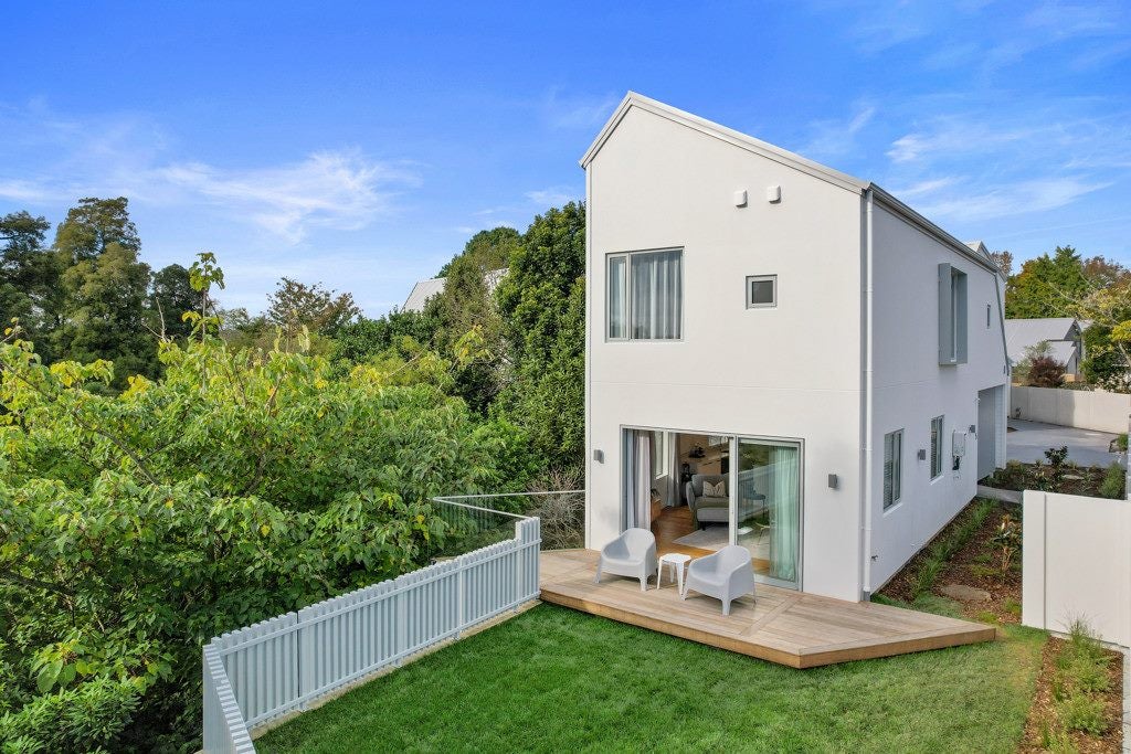 1/24 Pickering Crescent, Chedworth, Hamilton - Carousel 2