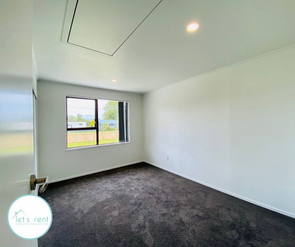 12 Fourth View Avenue, Beachlands, Auckland - Carousel 14
