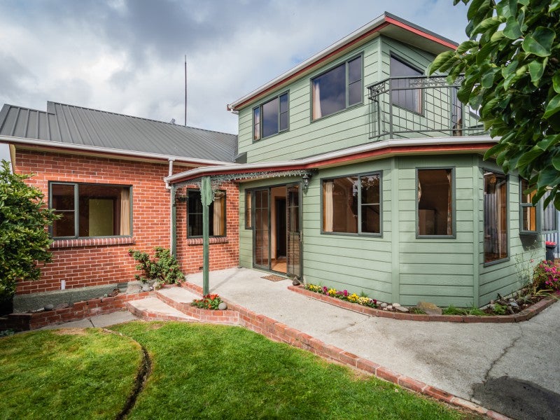 17 Lough Street, West End, Timaru - Carousel 1
