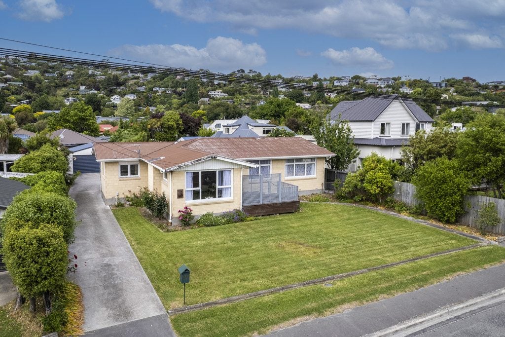 242 Centaurus Road, Saint Martins, Christchurch - Carousel 1