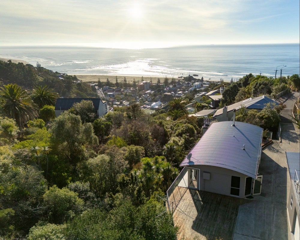 111 Richmond Hill Road, Richmond Hill, Christchurch - Carousel 1