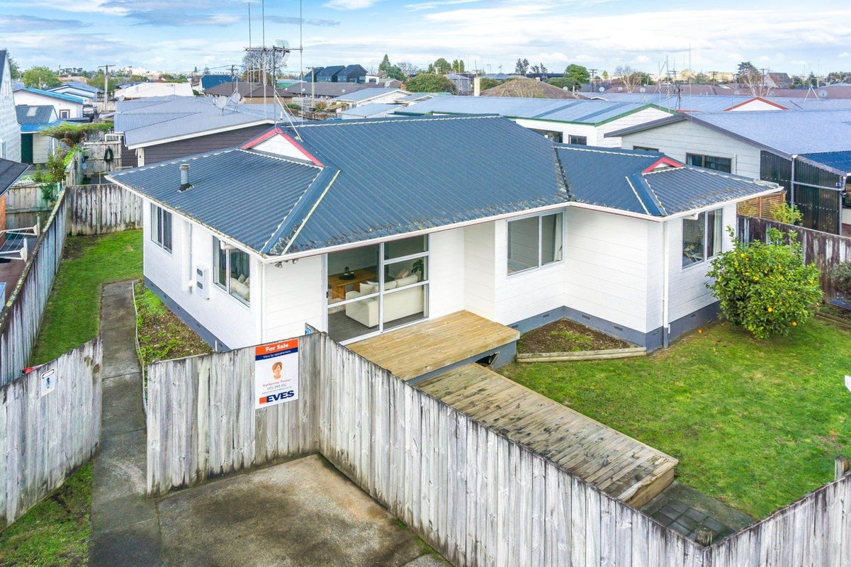 59B Campbell Street, Frankton, Hamilton - Carousel 1