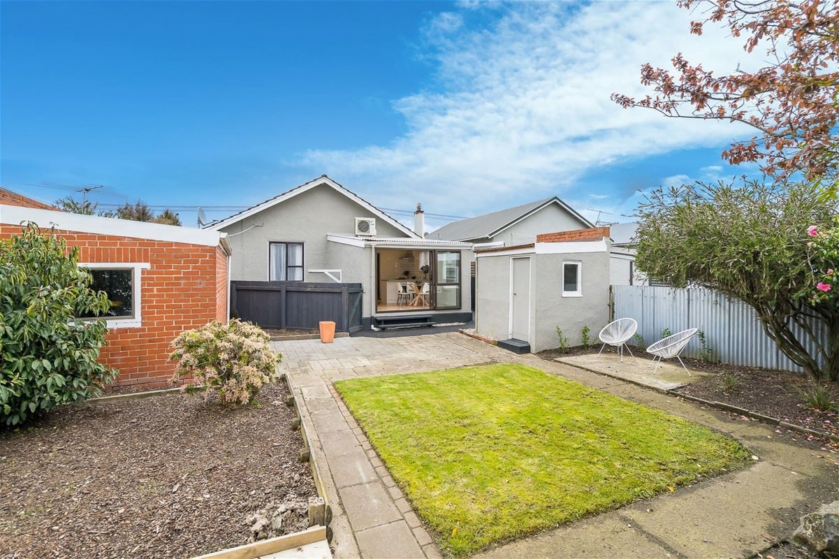 13 Corunna Street, Saint Kilda, Dunedin - Carousel 2